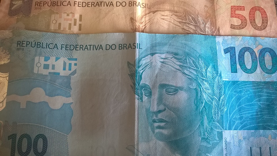 bankovky Brazílie